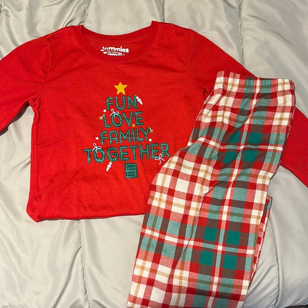 Toddler 6/6x family matching pajamas